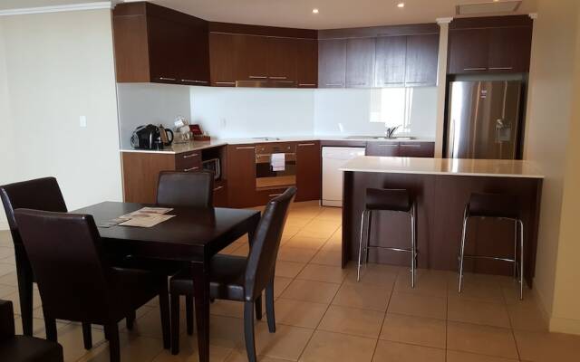 Pier Resort Apartments