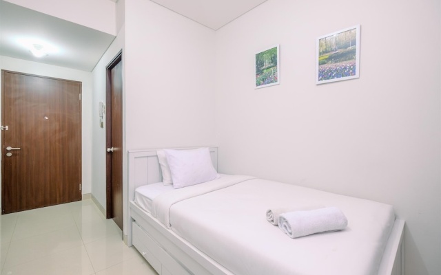Minimalist And Cozy Studio (No Kitchen) Transpark Cibubur Apartment – Guest Rooms – Bekasi