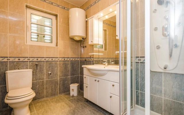 Nice Home in Banjol With Wifi and 2 Bedrooms