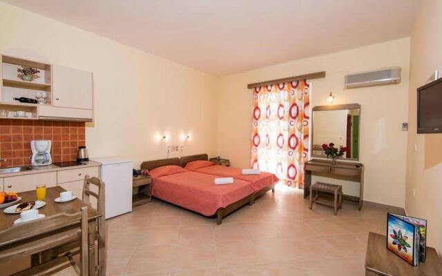 Daisy Hotel Apartments