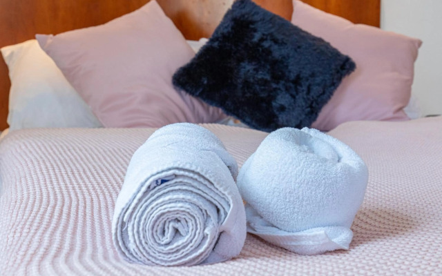 Yeshello Elegant Apartment near Central Vienna