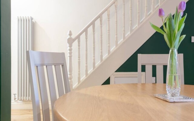 Chic 2 Bedroom Home In Elephant & Castle