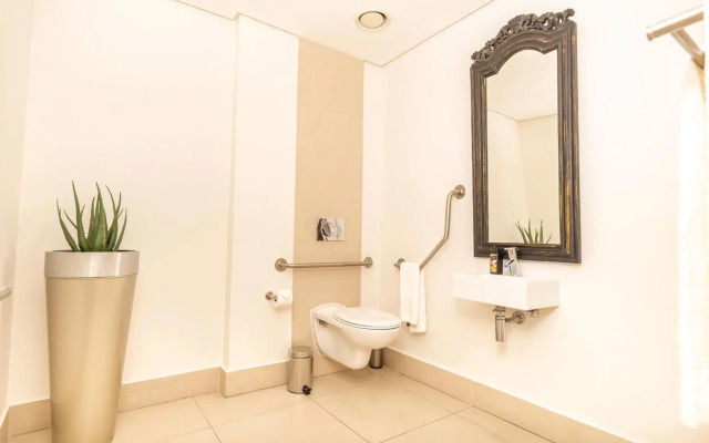 Newkings Boutique Hotel