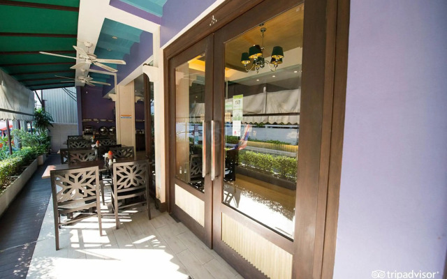 Sawasdee Hotel @ Sukhumvit Soi 8
