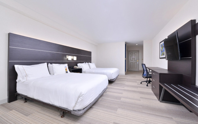 Holiday Inn Express Mystic by IHG