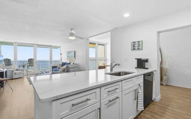 Smyrna Beach Club 815b