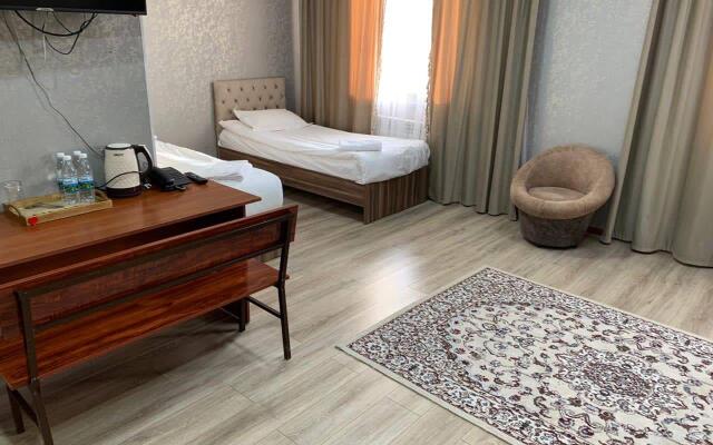Nomad Halal Hotel