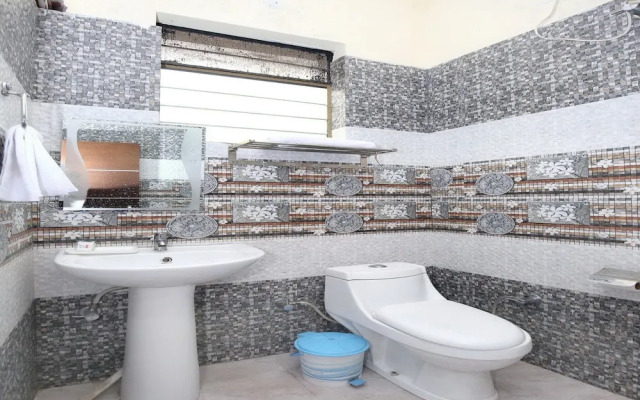 OYO 4548 Hotel The Green Park Resort