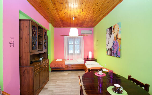 Helena Apartments & Villas