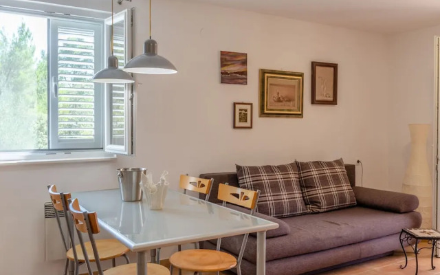 Apartments Namoru Gradina