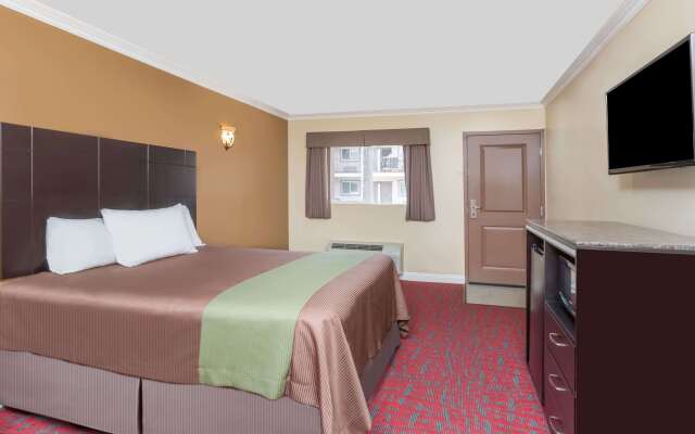 Travelodge Inn & Suites by Wyndham Bell Los Angeles Area