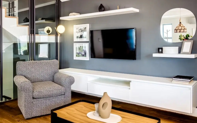 Tranquil Escape in Sea Point Aureto