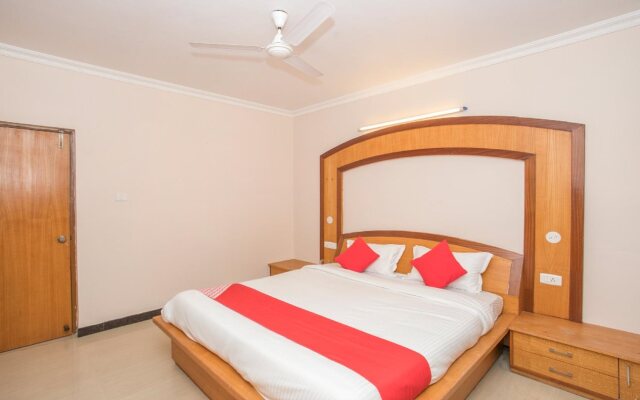 Green Paradise Luxury Suites by OYO Rooms