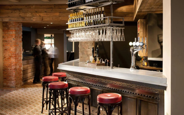 The Crown & Thistle