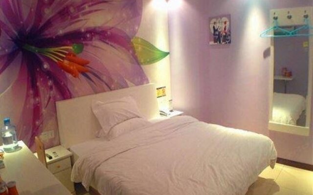 Jinse Holiday Express Hotel Xinjiang