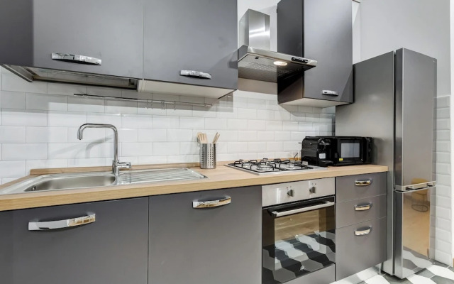 3-Bedroom Home Near Trastevere Station