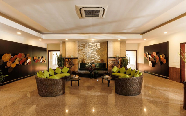 Diamond Bay Resort and Spa