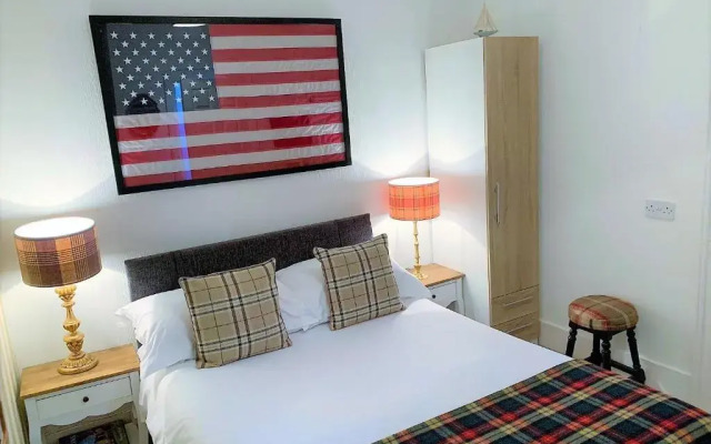 Torrs Warren Country House Hotel