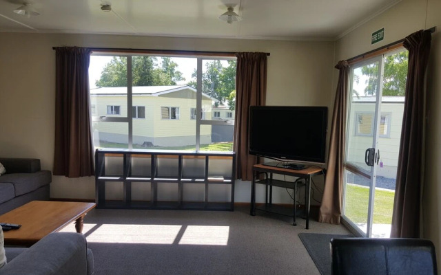 High Country Motel and Backpackers