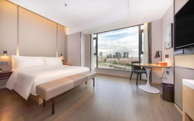 Atour Hotel Zhuhai Gongbei Fuhuali Huanyucheng