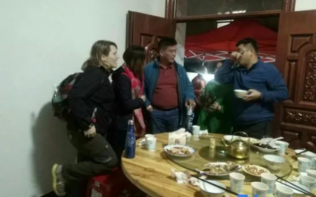 Wuyuan Shicheng Lingyan Inn