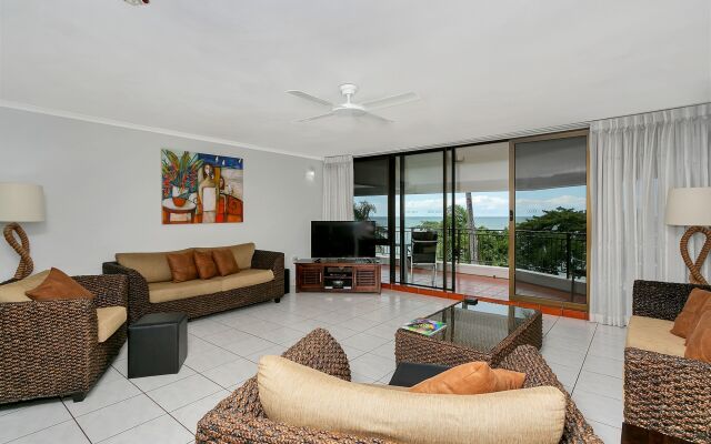 Roydon Beachfront Apartments