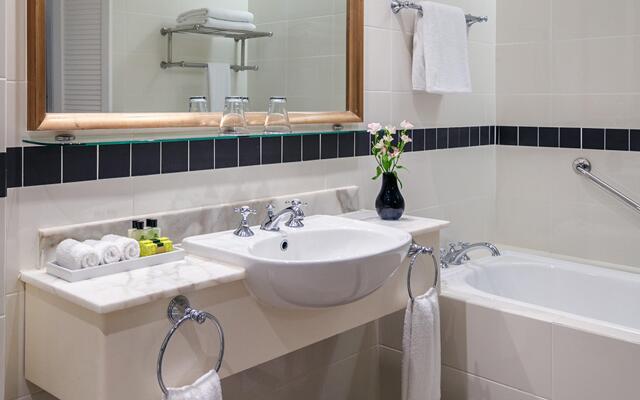 InterContinental Sanctuary Cove Resort by IHG