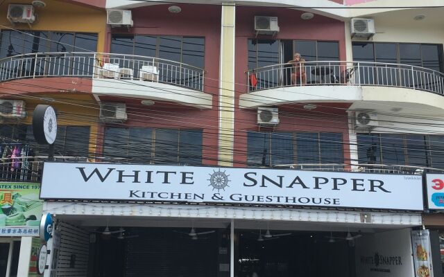 White Snapper Kitchen & Guesthouse