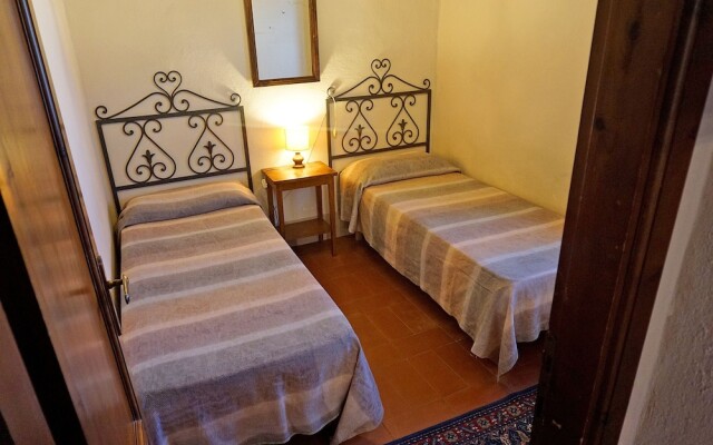 Castello di Selvole-Adults Only