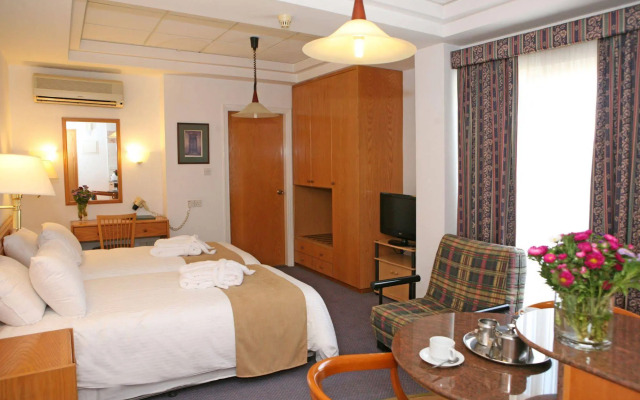 Chrielka Hotel Apartments