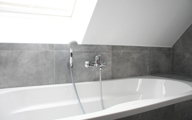 GoVienna 3BR Penthouse Apartment
