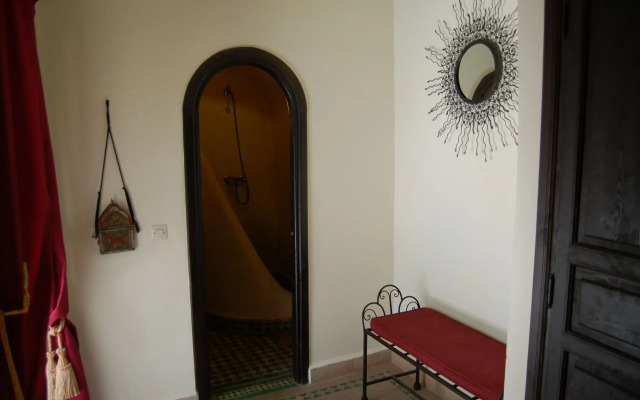 Riad Les Trois Palmiers El Bacha