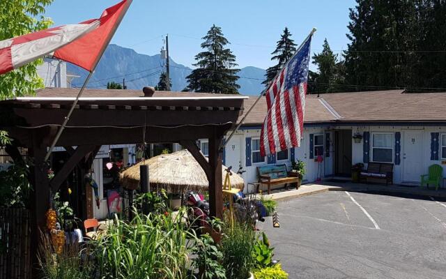 Creston Valley Motel