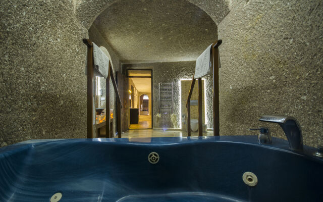 Roma Cave Suite Hotel