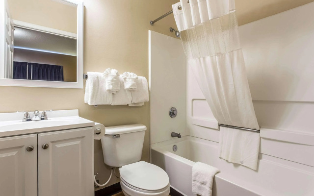 Suburban Studios near University of North Carolina-Charlotte