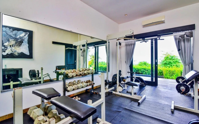 Lovina Residence