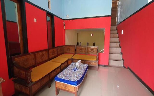 OYO 3969 Villa Bu Kris