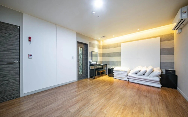 TIAMO HOTEL, Yeosu