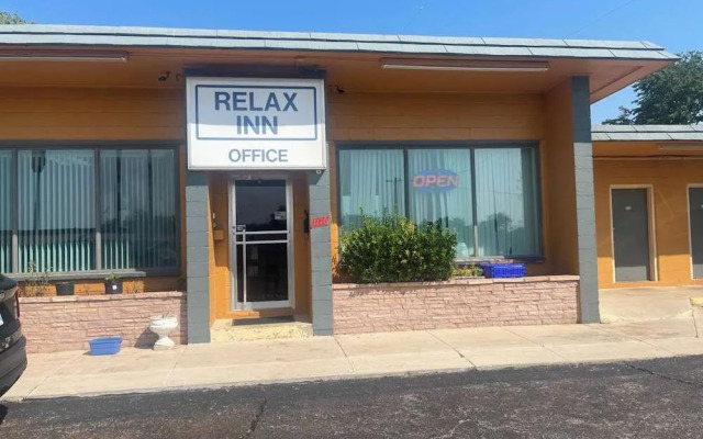 Relax Inn