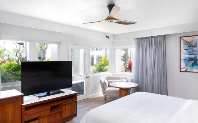 Sheraton Fiji Golf & Beach Resort - Image 3