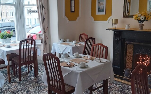Ellie's Guest House