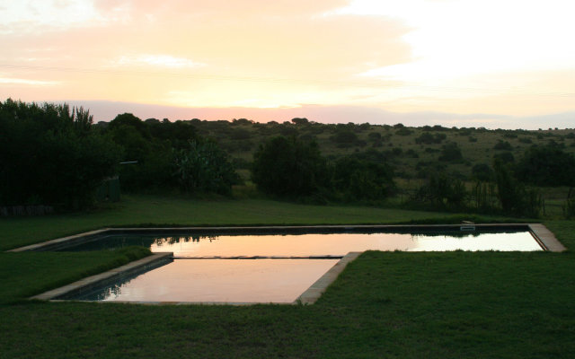 Leeuwenbosch Country House - Amakhala Game Reserve