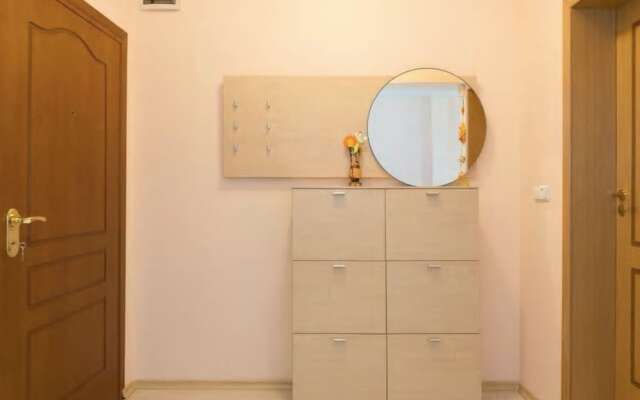 FM Deluxe 1-BDR Apartment with Balcony - Awesome Tub