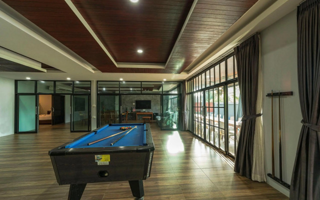 Aonang Oscar Pool Villas