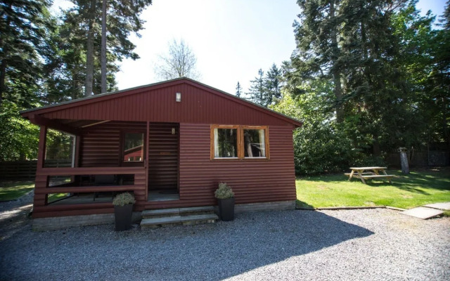 Invercauld Lodges