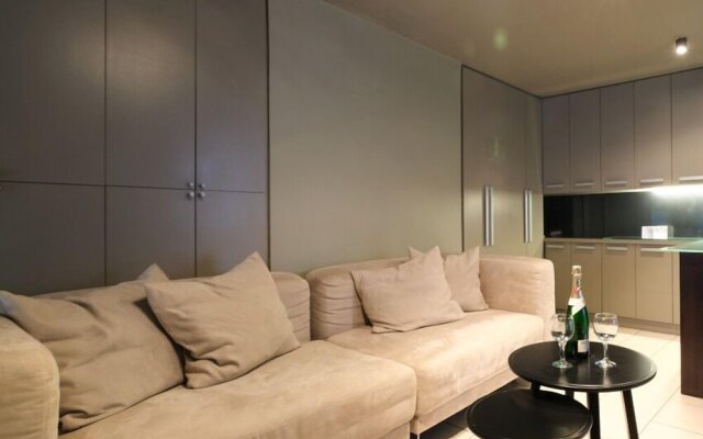 Modern 45m² homm Apartment in Vitonos str, Gazi