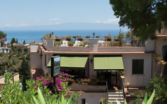 Hotel Condor