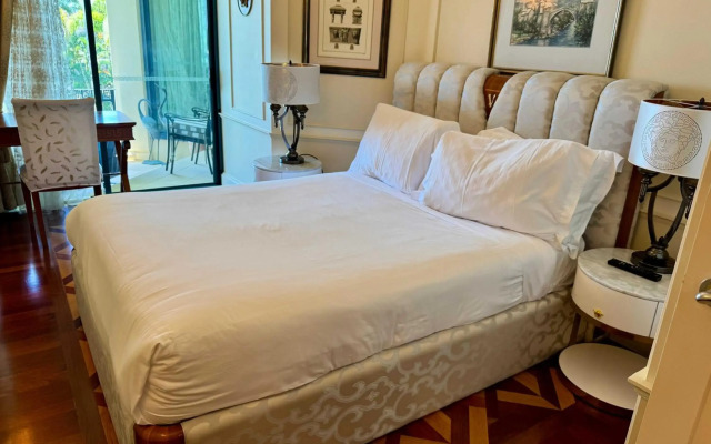 Imperial Hotel Gold Coast