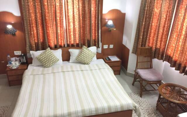 Hotel Sai Gardens