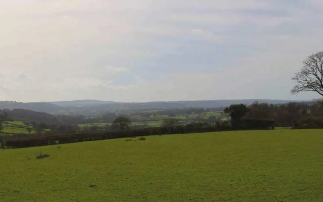 The Shearer's Hut, Sleeps 2, Wood Burner, Fire Pit